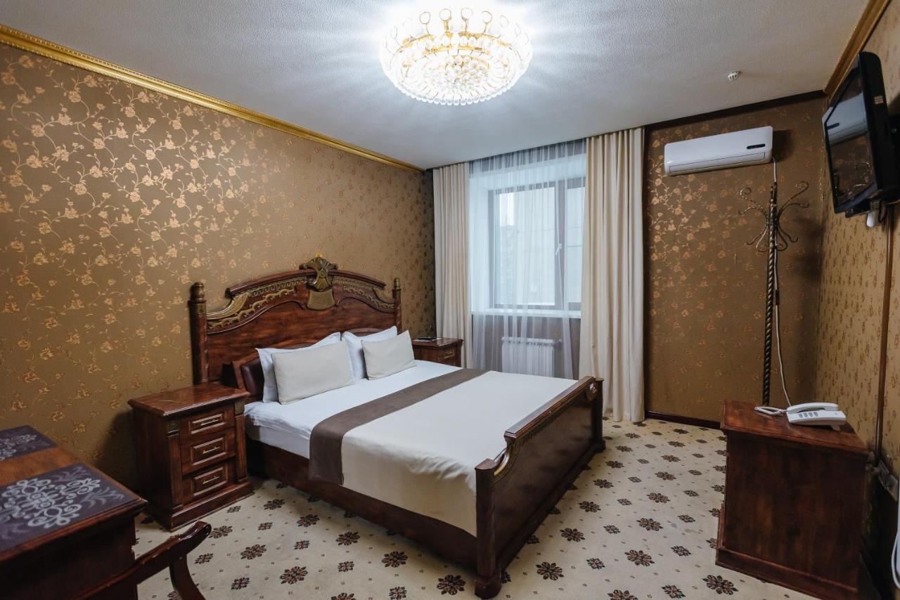 Altyn Adam Hotel Petropavlovsk Eksteriør billede