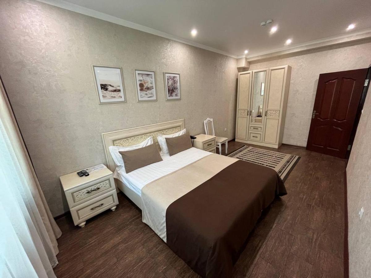 Altyn Adam Hotel Petropavlovsk Eksteriør billede