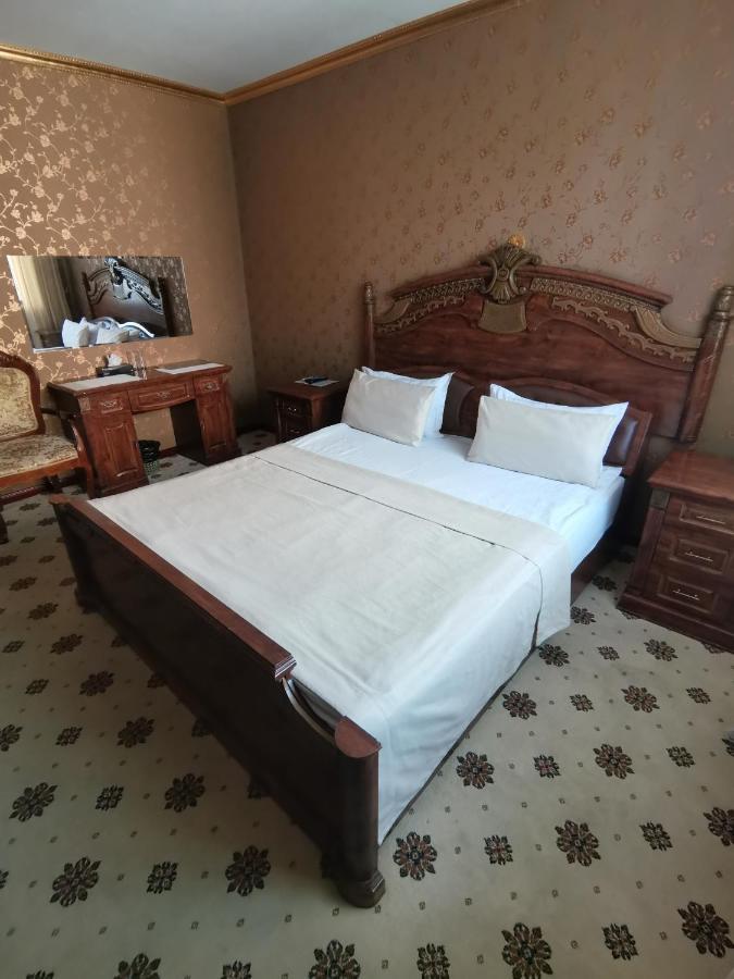 Altyn Adam Hotel Petropavlovsk Eksteriør billede