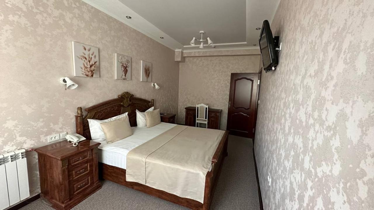 Altyn Adam Hotel Petropavlovsk Eksteriør billede