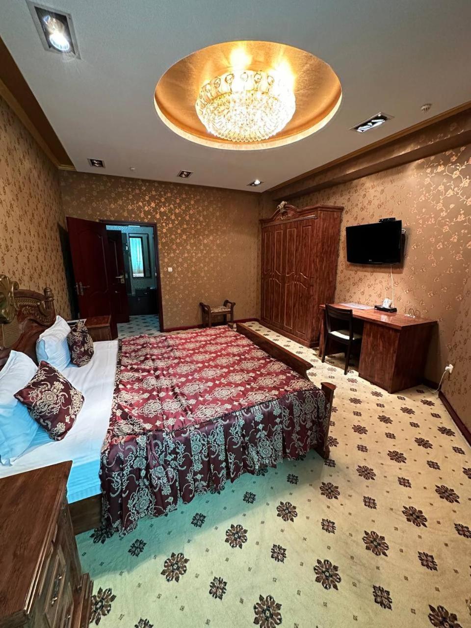 Altyn Adam Hotel Petropavlovsk Eksteriør billede