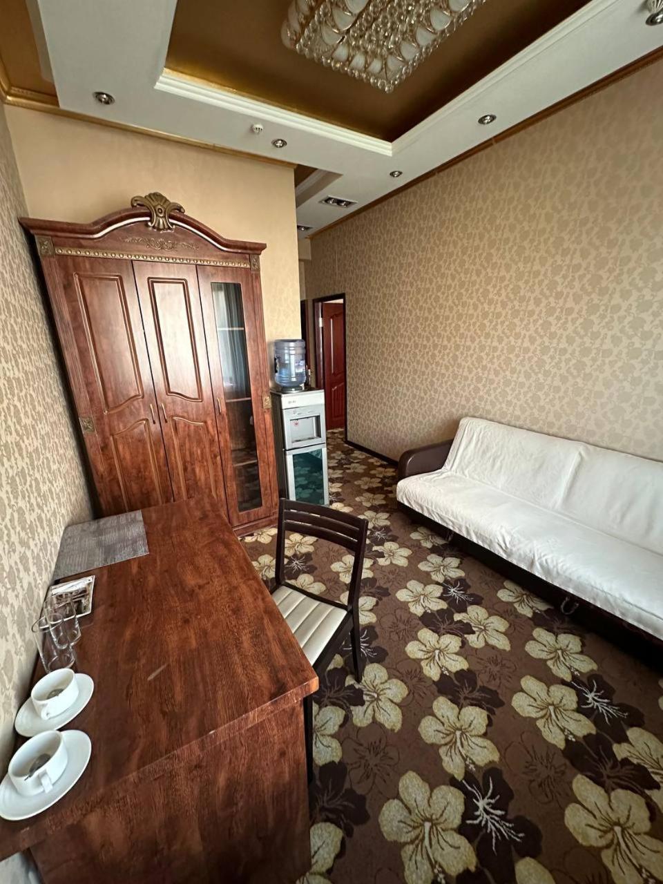 Altyn Adam Hotel Petropavlovsk Eksteriør billede