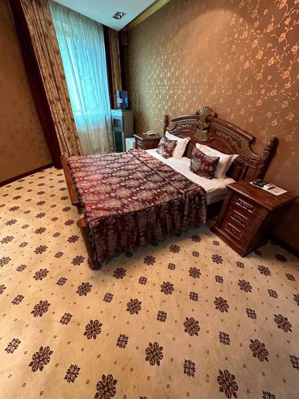 Altyn Adam Hotel Petropavlovsk Eksteriør billede