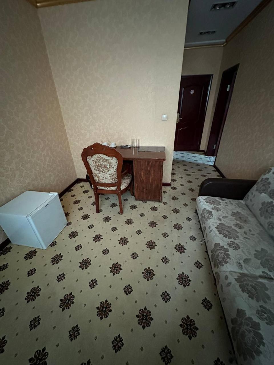 Altyn Adam Hotel Petropavlovsk Eksteriør billede