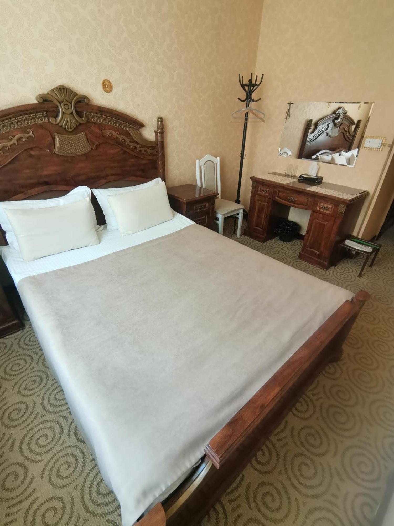 Altyn Adam Hotel Petropavlovsk Eksteriør billede